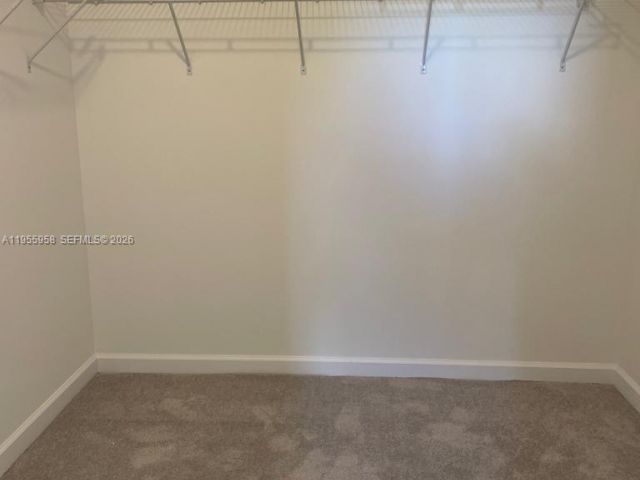 3-bedroom home for rent in Miami - 29081 SW 162th Ct - MondialRealty