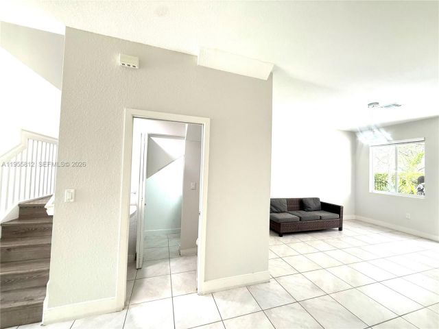 3-bedroom home for rent in Miami Gardens - 20861 NW 9TH PATH - MondialRealty