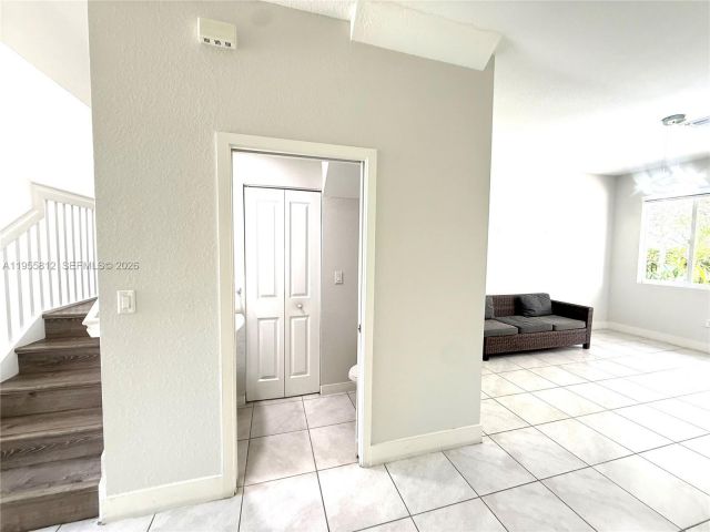 3-bedroom home for rent in Miami Gardens - 20861 NW 9TH PATH - MondialRealty