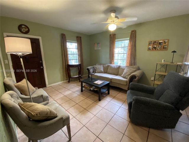 3-bedroom home for sale in Miami Gardens - 3011 NW 152nd Ter - MondialRealty