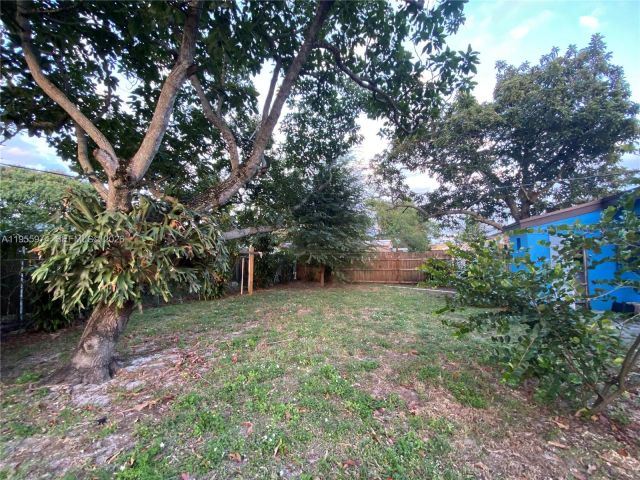 3-bedroom home for sale in Miami Gardens - 3011 NW 152nd Ter - MondialRealty