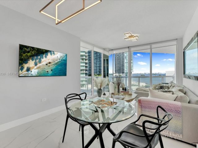 Apartment for sale  Unit #904 - photo 7345027