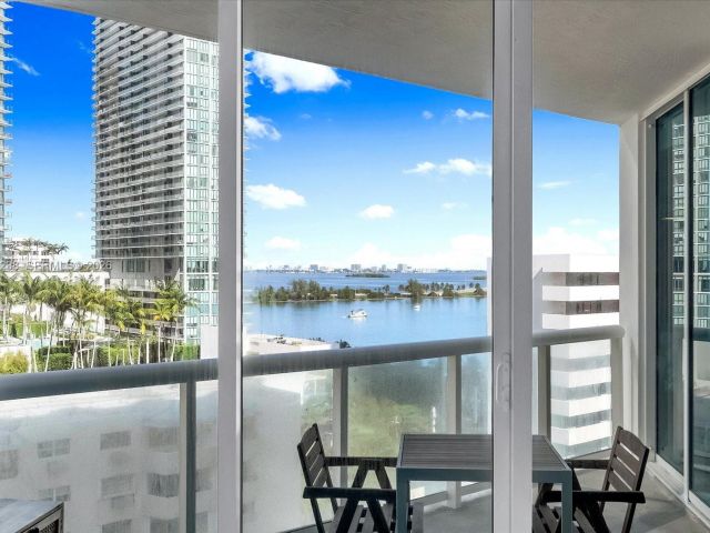 Apartment for sale  Unit #904 - photo 7345029