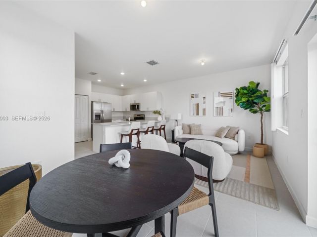 4-bedroom home for rent in Homestead - 19448 SW 338 Ter - MondialRealty