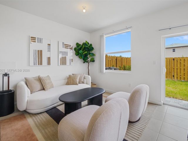 4-bedroom home for rent in Homestead - 19448 SW 338 Ter - MondialRealty