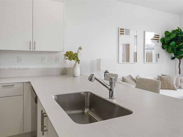 4-bedroom home for rent in Homestead - 19448 SW 338 Ter - MondialRealty