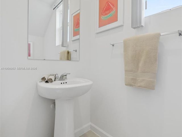 4-bedroom home for rent in Homestead - 19448 SW 338 Ter - MondialRealty