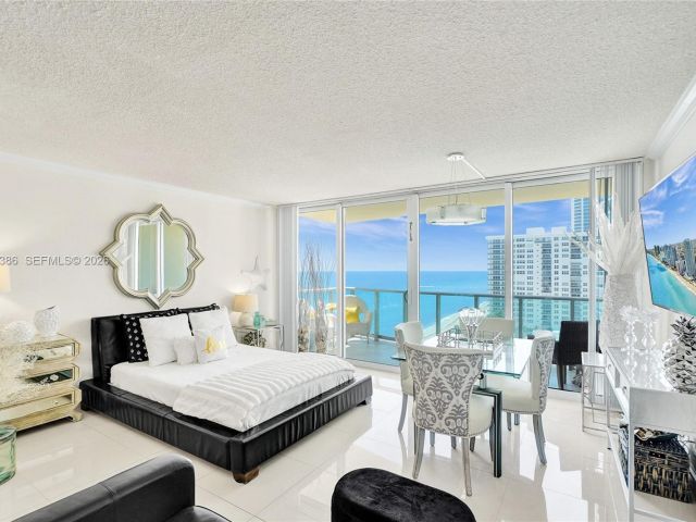 Apartment for rent  Unit #1212 (available April 24) - photo 7432006