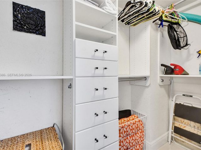 Apartment for rent  Unit #1212 (available April 24) - photo 7432015