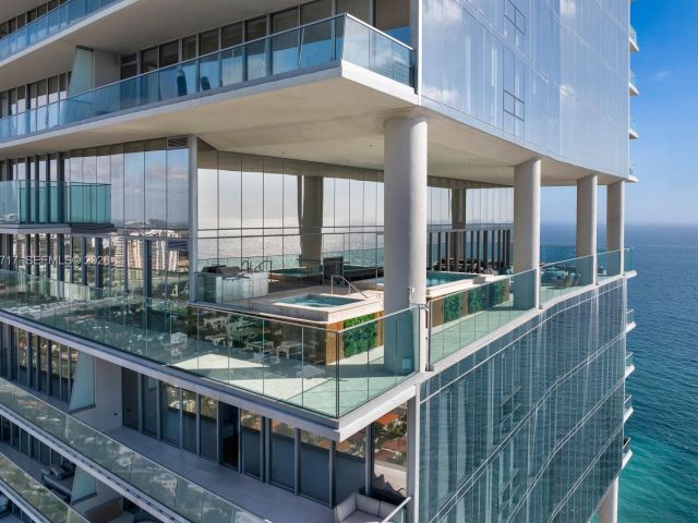 Apartment for sale  Unit #3704 - photo 7294560