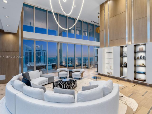 Apartment for sale  Unit #3704 - photo 7294570