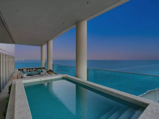 5-bedroom condo for sale in Sunny Isles Beach - 18501 Collins Ave 3704 - MondialRealty