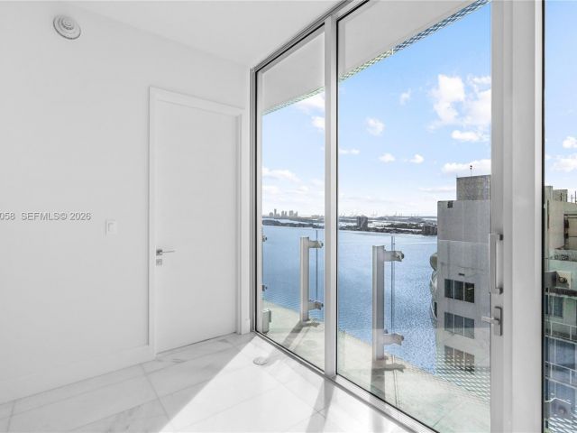 Apartment for rent  Unit #2904 - photo 7292065