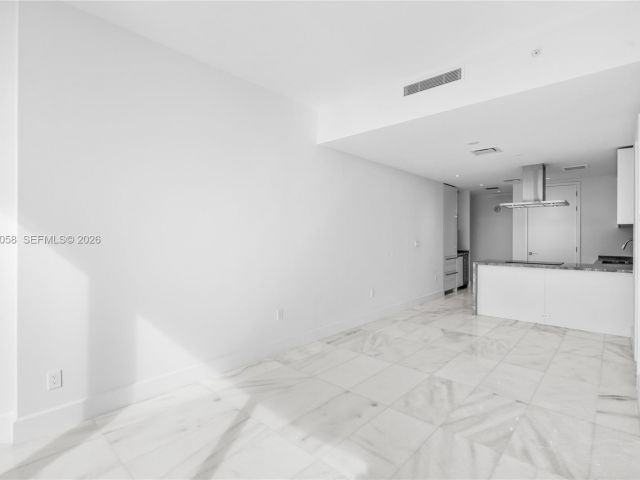 Apartment for rent  Unit #2904 - photo 7292066