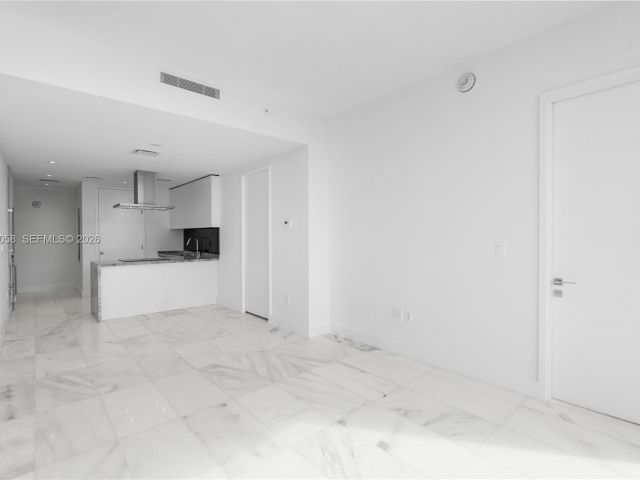 Apartment for rent  Unit #2904 - photo 7292068