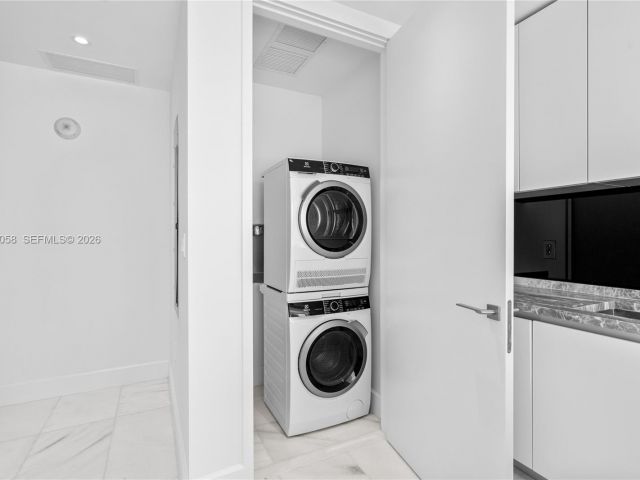 Apartment for rent  Unit #2904 - photo 7292071