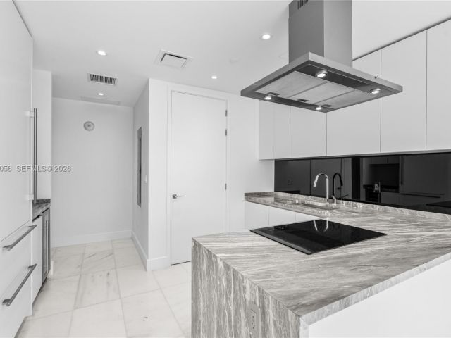 Apartment for rent  Unit #2904 - photo 7292074