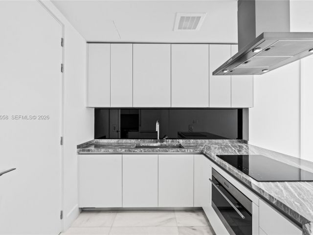 Apartment for rent  Unit #2904 - photo 7292078