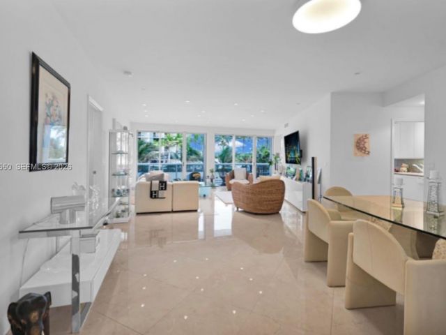 Apartment for sale  Unit #403 - photo 7293413