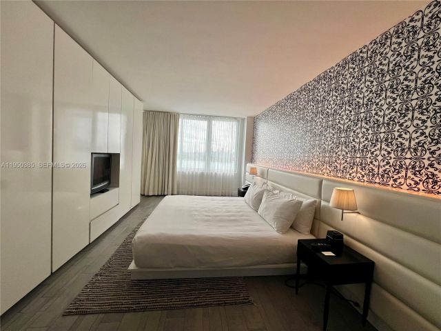 Apartment for sale  Unit #910 - photo 7293616