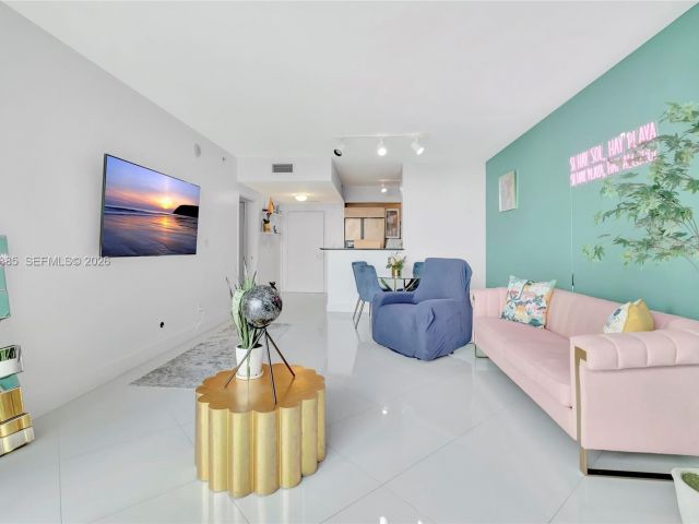 Apartment for sale  Unit #2616 - photo 7294403