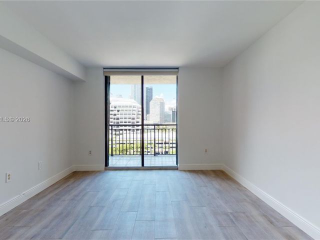 Apartment for rent  Unit #1111 - photo 7469783