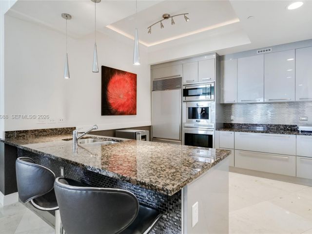 Apartment for sale  Unit #2103 - photo 7294779