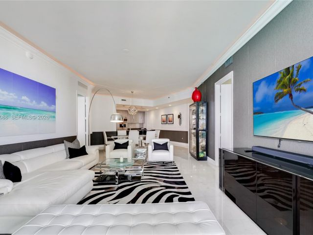 Apartment for sale  Unit #2103 - photo 7294782