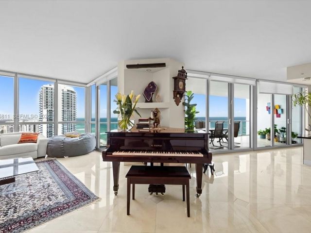 Apartment for sale  Unit #3003 - photo 7337012