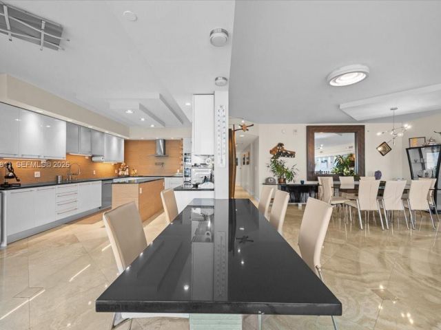 Apartment for sale  Unit #3003 - photo 7337013