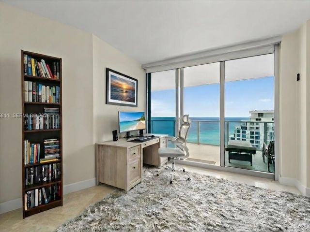 Apartment for sale  Unit #3003 - photo 7337018