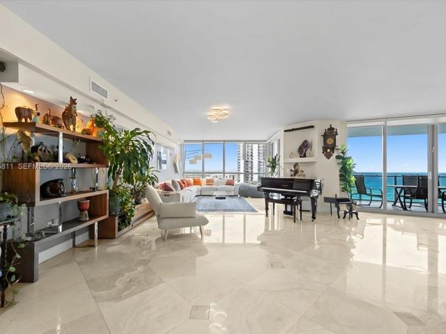 Apartment for sale  Unit #3003 - photo 7337024