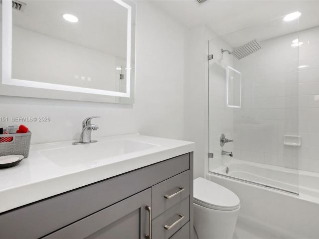 Apartment for rent  Unit #1806 - photo 7296717