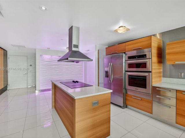 Apartment for sale  Unit #302 - photo 7353989