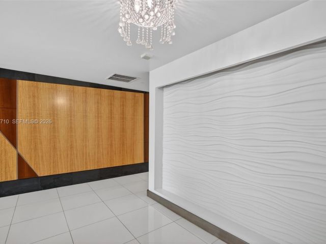 Apartment for sale  Unit #302 - photo 7353990