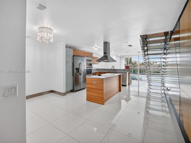 Apartment for sale  Unit #302 - photo 7353995