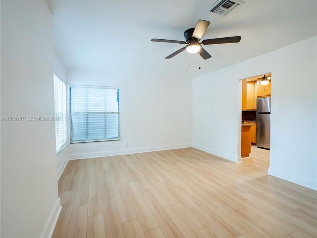Home for rent at 1500 NW 3rd Ave . - photo 7496262