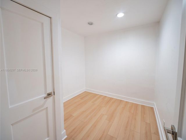 Home for rent at 1500 NW 3rd Ave . - photo 7496276