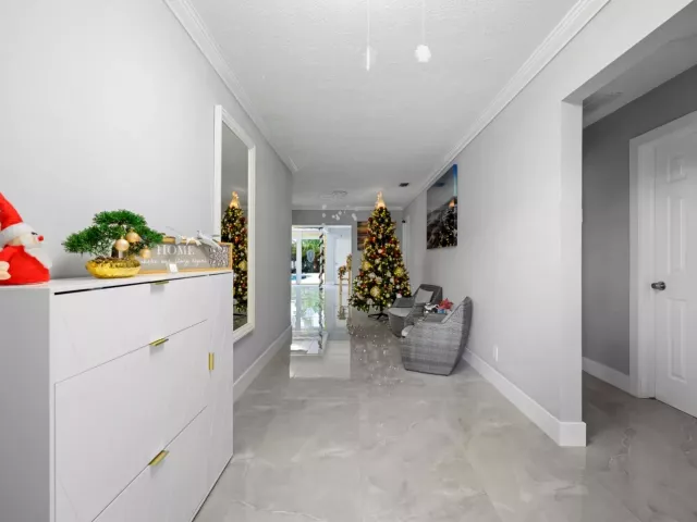 3-bedroom home for sale in Hollywood - 1336 Funston Street - MondialRealty