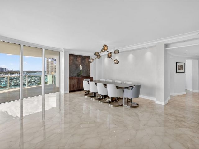 Apartment for sale  Unit #1501 - photo 7331606