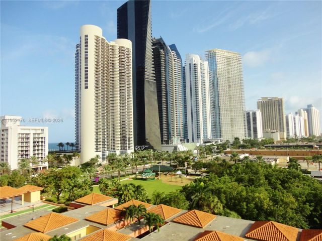 Apartment for sale  Unit # - photo 7444346