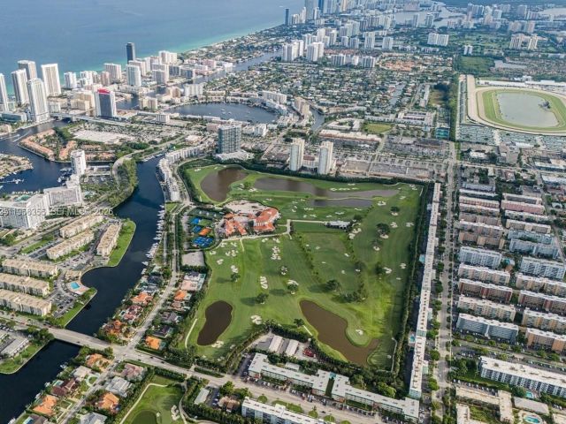 Apartment for rent  Unit #2005W - photo 7429136