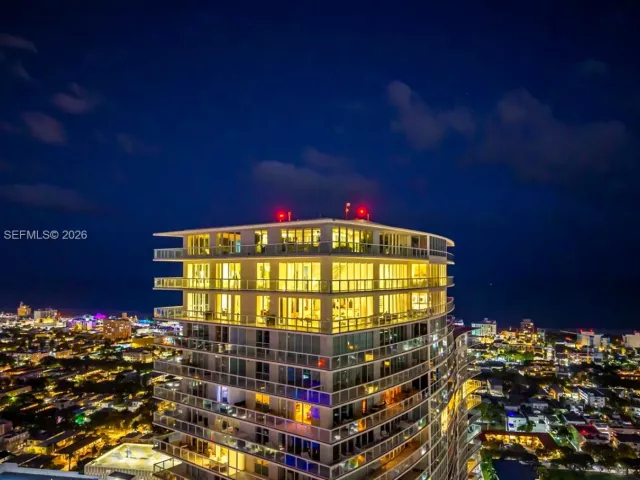7-bedroom condo for sale in Miami Beach - 450 Alton Rd PH1 - MondialRealty