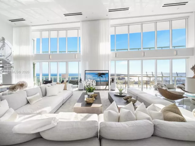 7-bedroom condo for sale in Miami Beach - 450 Alton Rd PH1 - MondialRealty