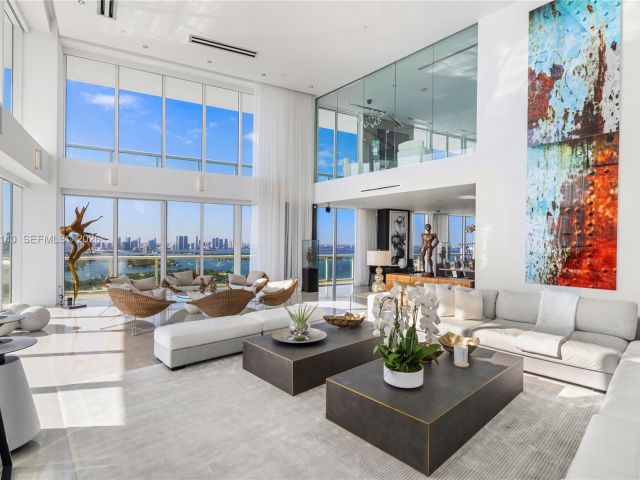 Apartment for sale  Unit #PH1 - photo 7299397