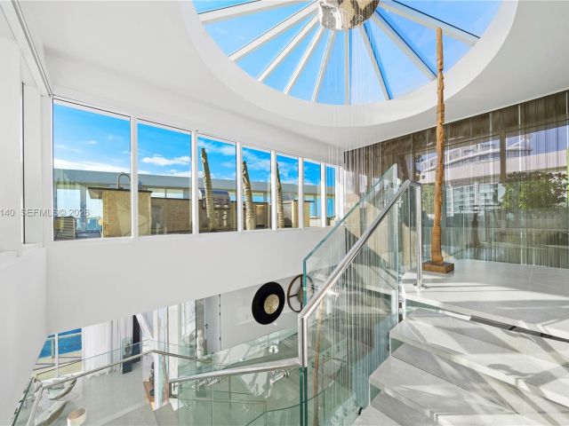 Apartment for sale  Unit #PH1 - photo 7299405