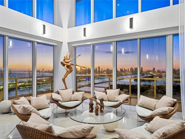 Apartment for sale  Unit #PH1 - photo 7299411