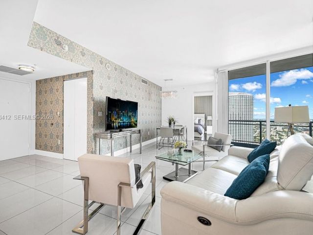 Apartment for sale  Unit #4806 - photo 7297059