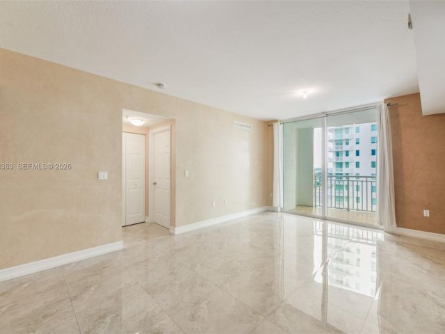 Apartment for rent  Unit #1408E - photo 7429176