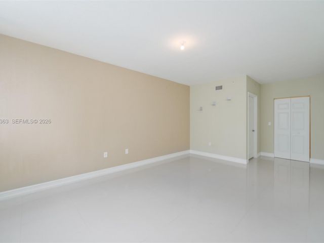 Apartment for rent  Unit #1408E - photo 7429185